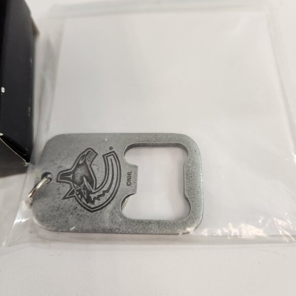 NHL Vancouver Canucks Heart Bracelets x 2 and Bottle Opener Bundle Avon - Picture 2 of 10